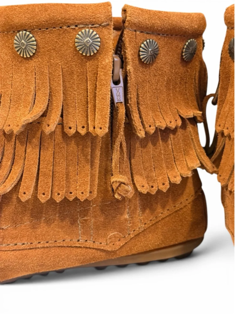 Minnetonka Women’s Double Fringe Suede Ankle Boots Brown Concho Moccasins 9.5 - Picture 8 of 8